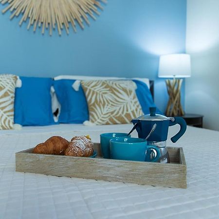 Zara D'Amare A Pesaro 10 Metri Dalla Spiaggia By Yohome Eksteriør bilde