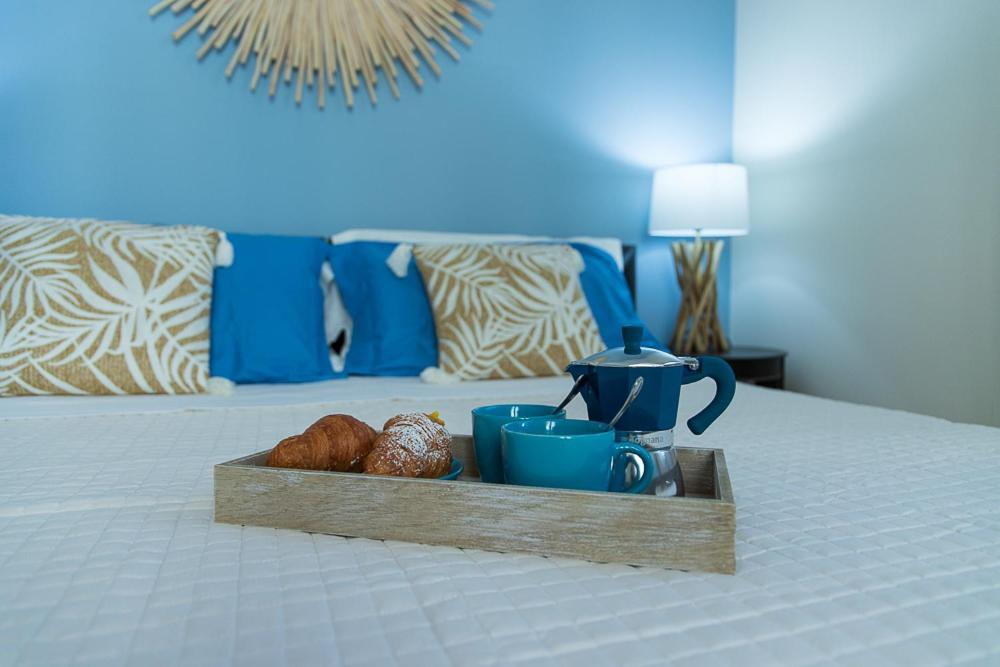 Zara D'Amare A Pesaro 10 Metri Dalla Spiaggia By Yohome Eksteriør bilde