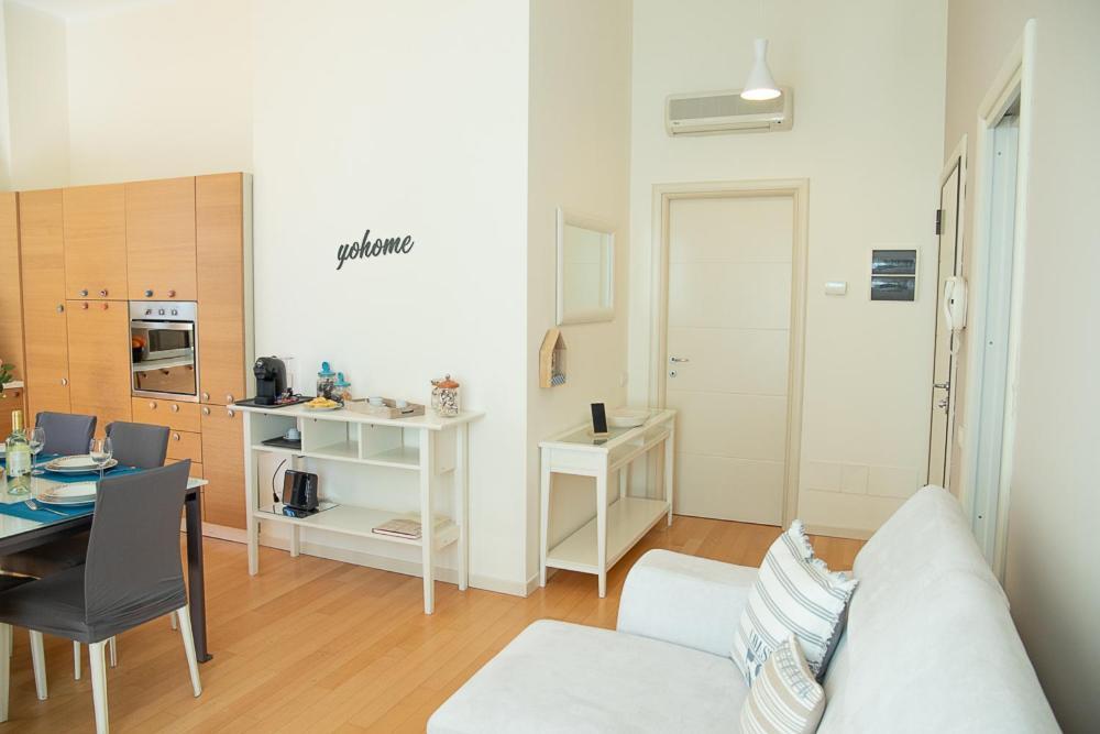 Zara D'Amare A Pesaro 10 Metri Dalla Spiaggia By Yohome Eksteriør bilde