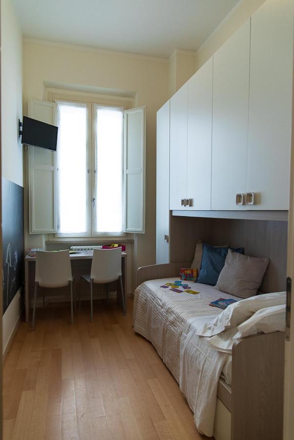 Zara D'Amare A Pesaro 10 Metri Dalla Spiaggia By Yohome Eksteriør bilde