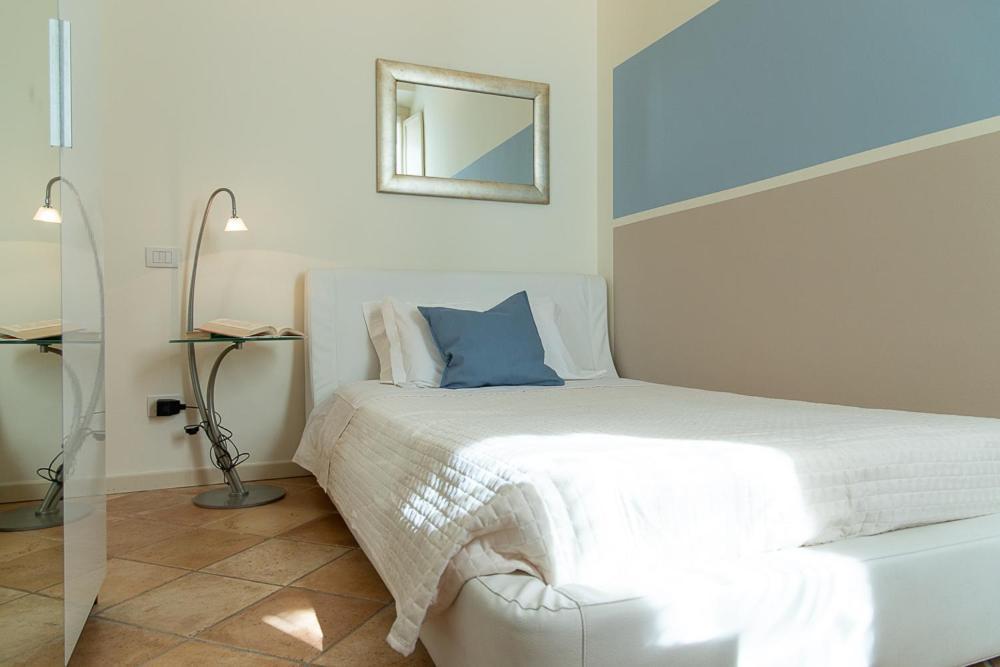 Zara D'Amare A Pesaro 10 Metri Dalla Spiaggia By Yohome Eksteriør bilde